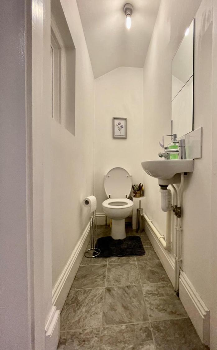 Spacious Two-Bedrooms House, Private Parking, Contractors, Relocators Oxford Buitenkant foto